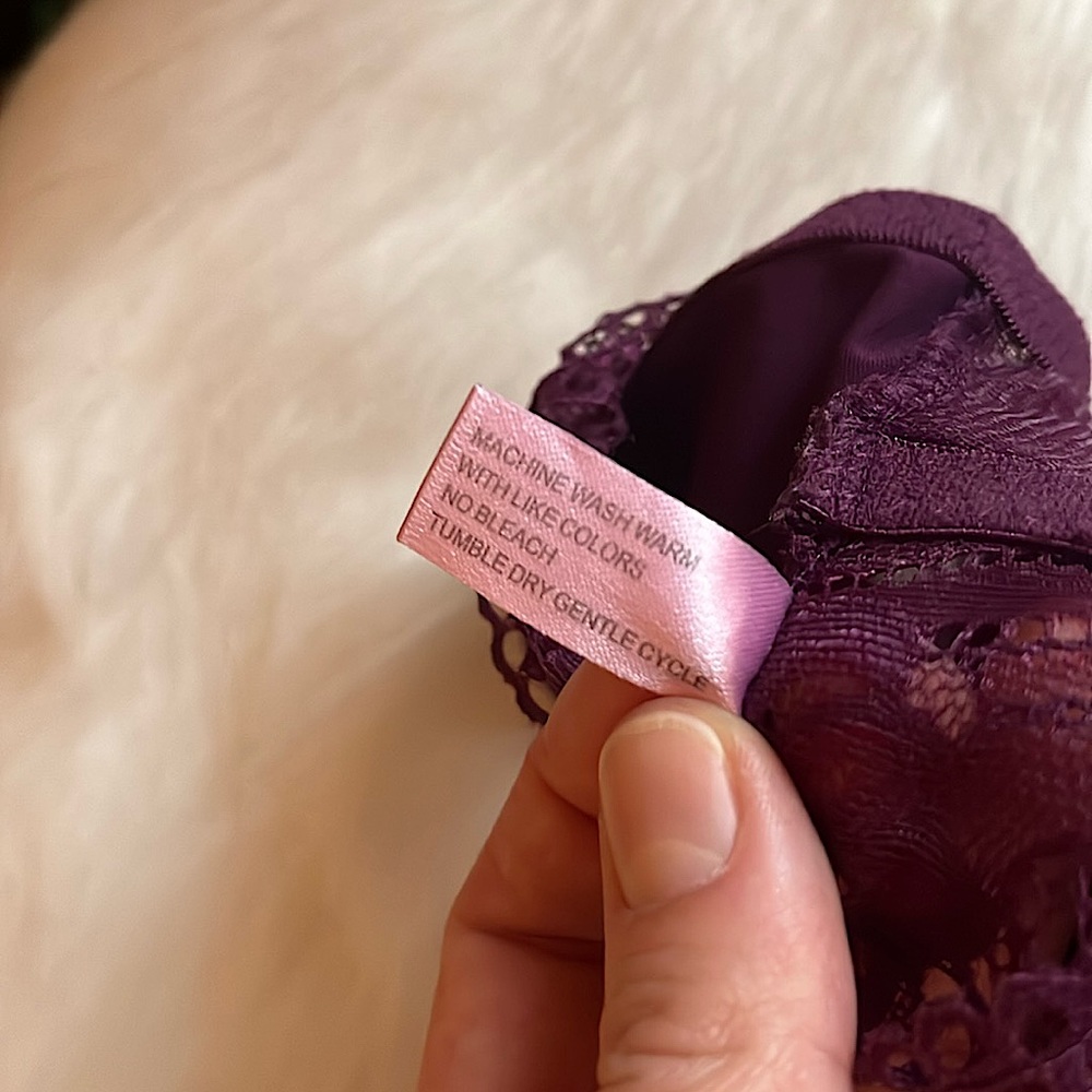 Victoria Secret Racerback Bralette - Picture 5 of 5